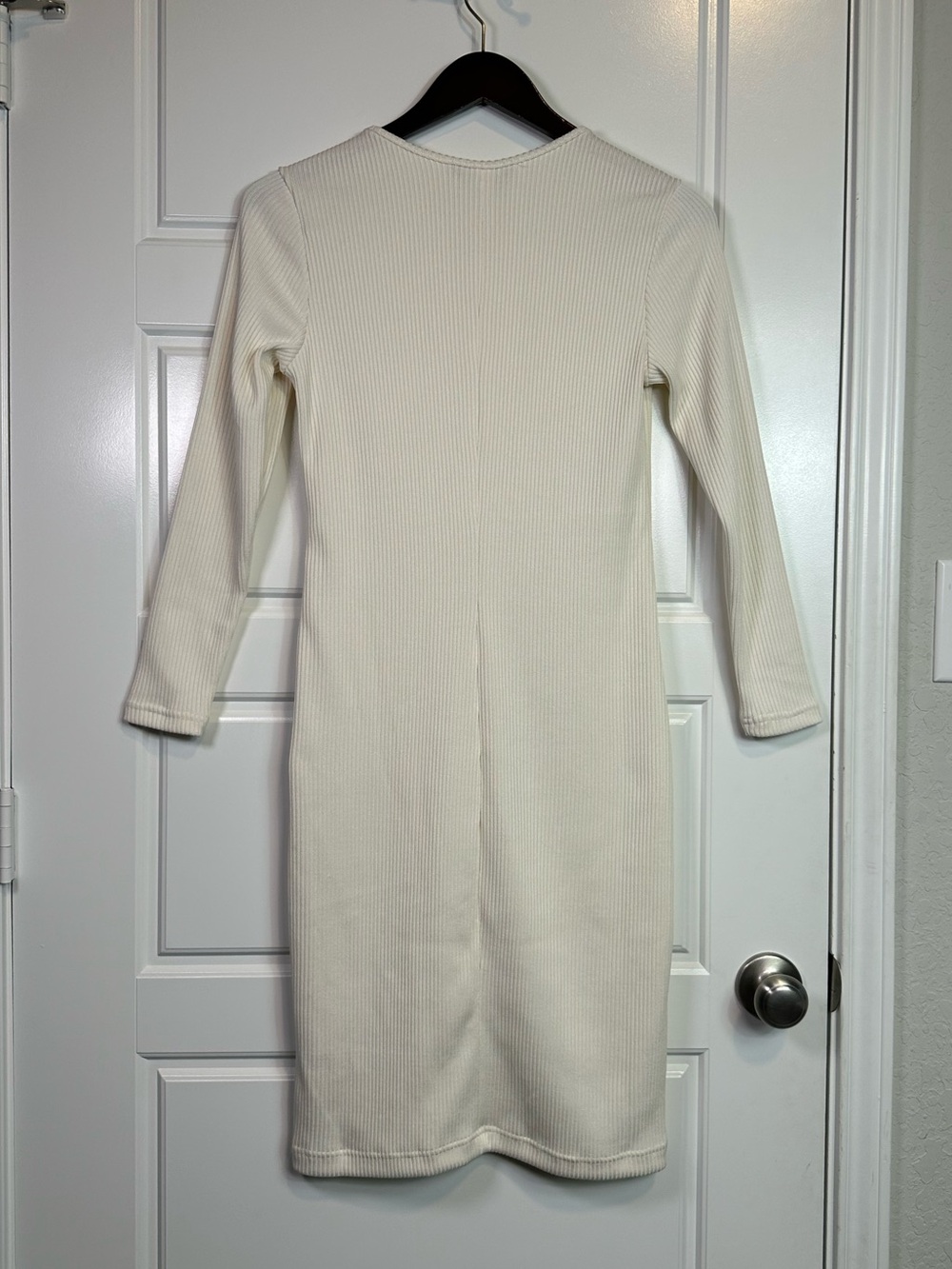 Banana Republic Women’s Ribbed Knit Long Sleeve Midi Dress Cream Size Small P - Picture 6 of 10
